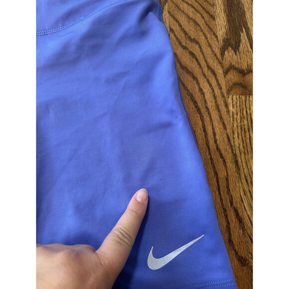 Nike Universa Small High Waisted 7” Biker Shorts Dri-Fit With 3 Pockets Purple - Picture 2 of 8